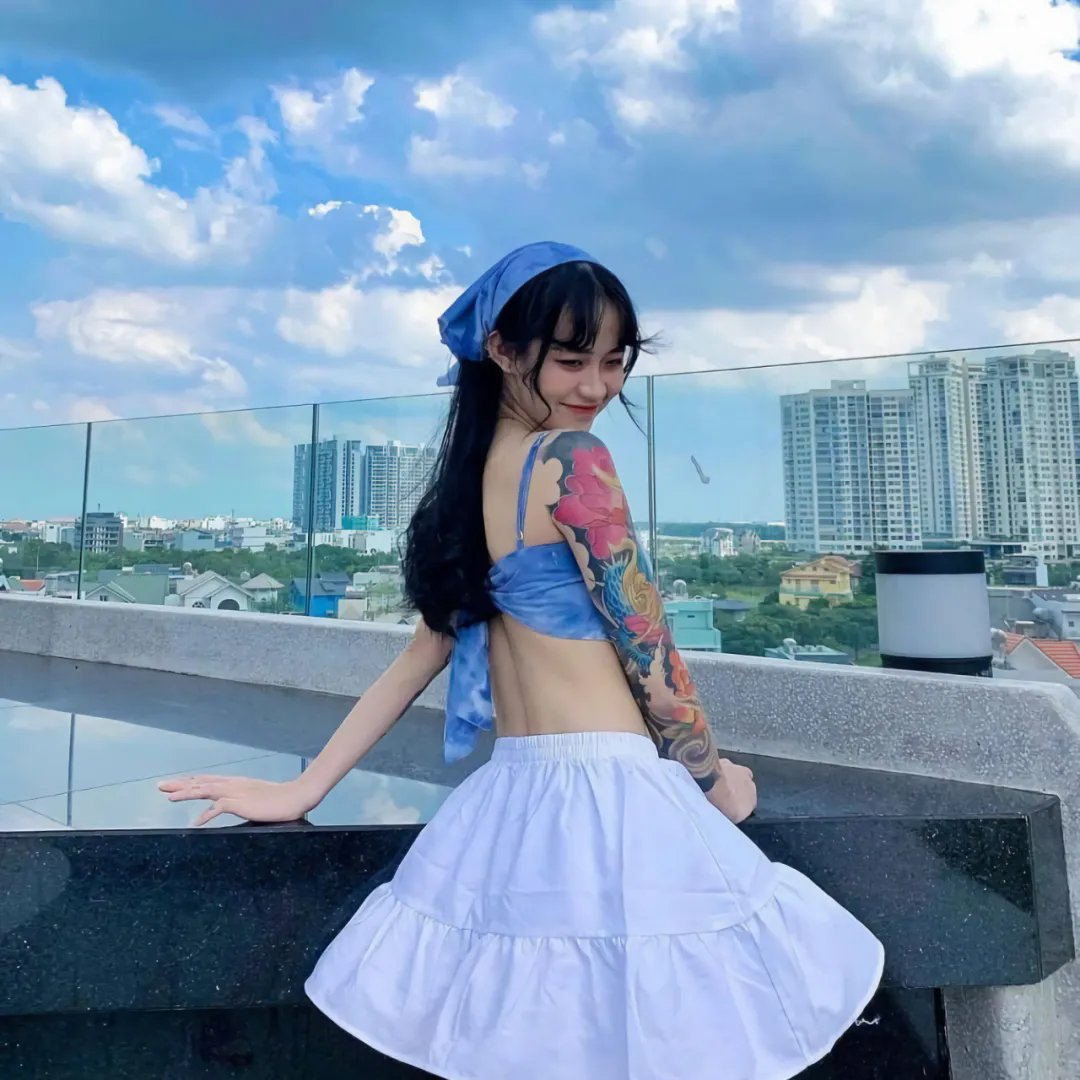 红色谜团